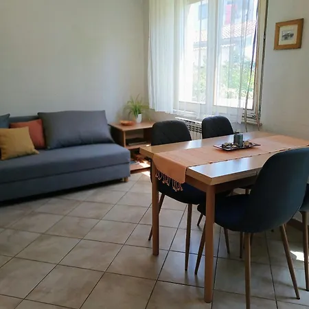 Jadranka Apartment Pula